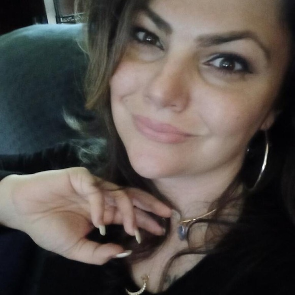 Meet your Posher, Jenni - Picture 6 of 10